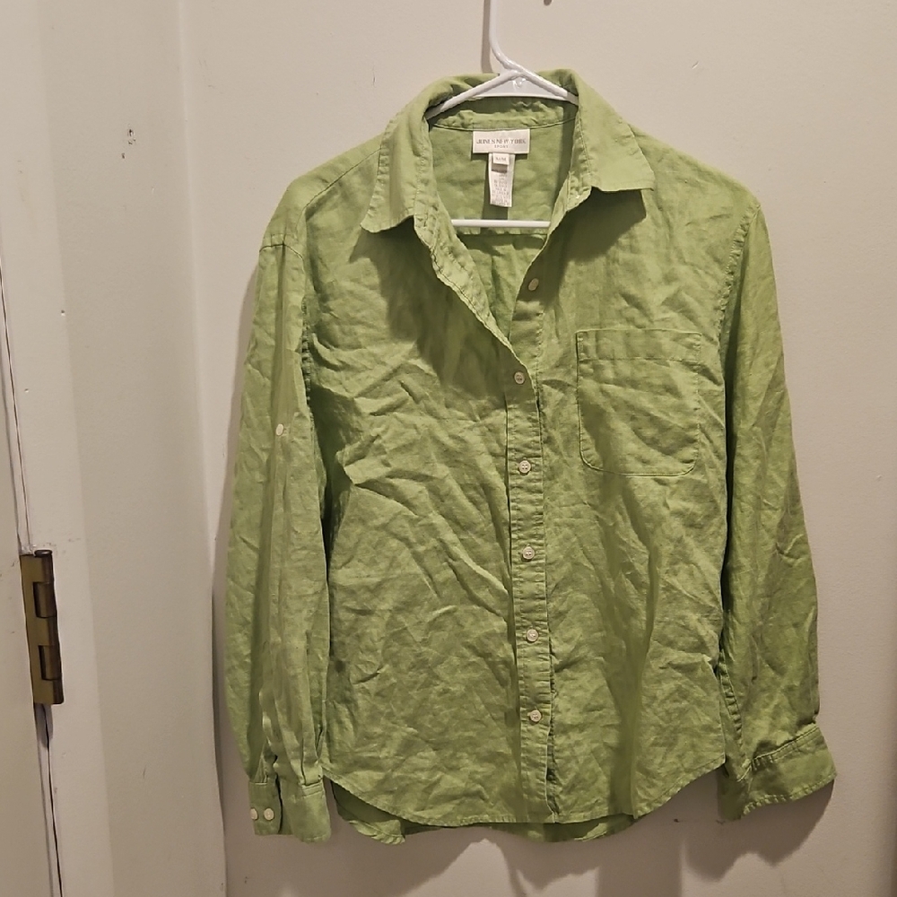 Jones New York Pastel Green Button-Down Shirt